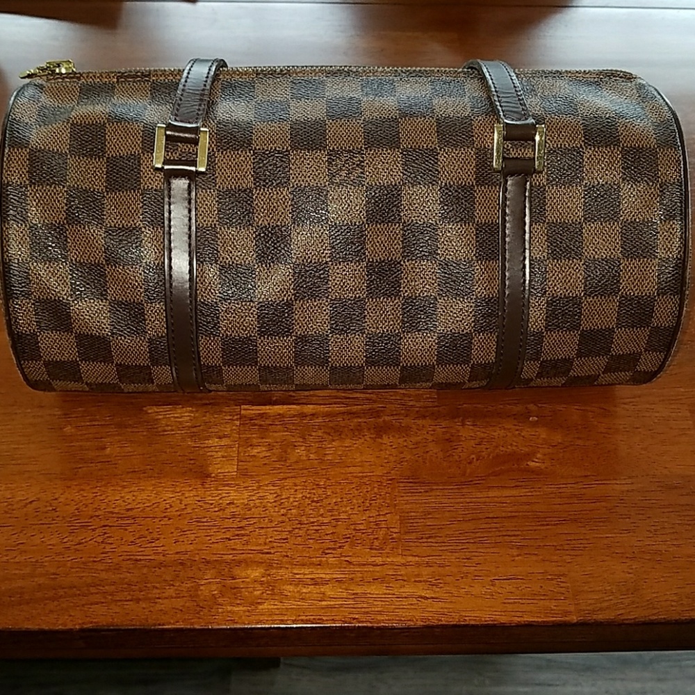 SOLD! Authentic LV Papillion 30 - Picture 2 of 8